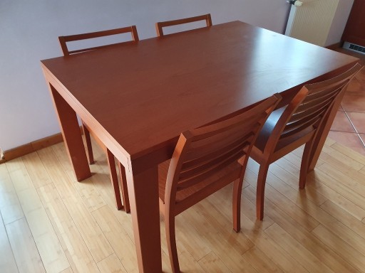 Zdjęcie oferty: Stół rozkładany Calligaris + 4 krzesła
