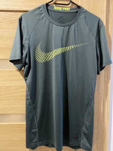 Zdjęcie oferty: Koszulka Nike Pro Dri-Fit