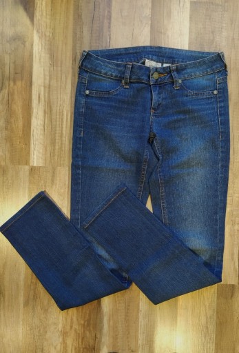 Zdjęcie oferty: Mango - granatowe jeansy , rozm. 34