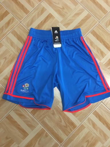 Zdjęcie oferty: Oficjalne spodenki piłkarskie ADIDAS EURO 2012 r.S