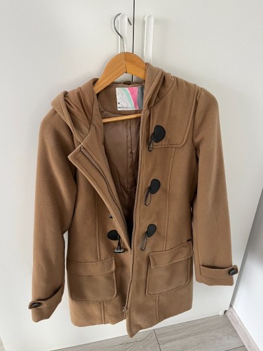 Zdjęcie oferty: Beżowy ciepły płaszcz damski z kapturem "CHILLIN" 