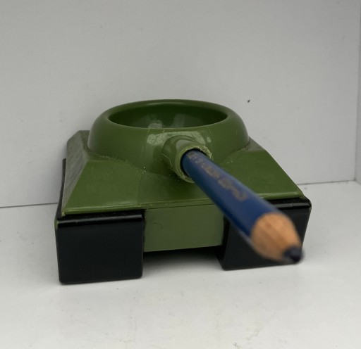 Zdjęcie oferty: czołg zabawka z tajnym schowkiem szkatulka zielony