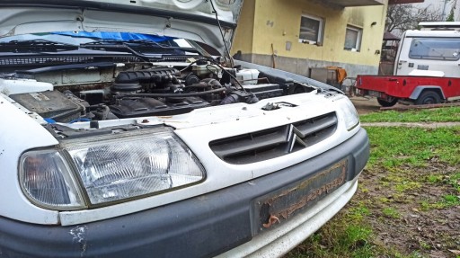 Zdjęcie oferty: Zderzak ,grill,pas dolny Citroen Saxo 1998