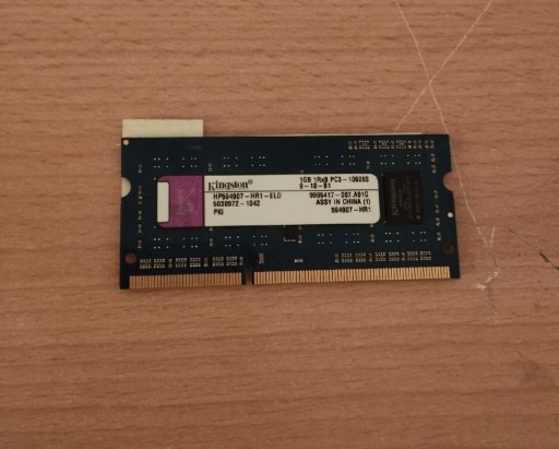 Zdjęcie oferty: RAM DDR3 Kingston 1GB 1Rx8 PC3 10600S do laptopa