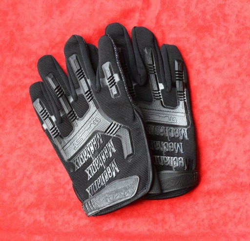 Zdjęcie oferty: Rękawice taktyczne – sportowe, czarne – rozmiar L