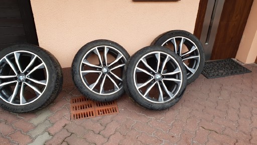 Zdjęcie oferty: Koła zimowe BMW Seria 1, 2, X1,X2 M  19"