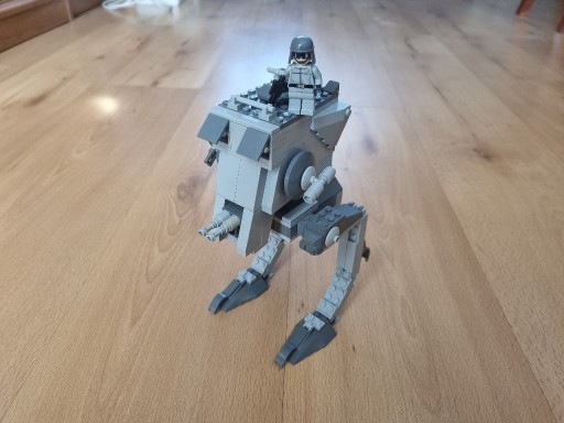 Zdjęcie oferty: LEGO AT-ST Star Wars 7657