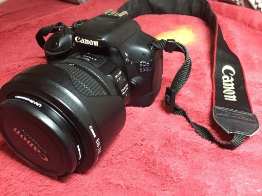 Zdjęcie oferty: Canon EOS 550D + obiektyw EF-S 15-85 mm 3.5-5.6