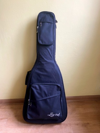 Zdjęcie oferty: Futerał Ever Play 613C na gitarę klasyczną 