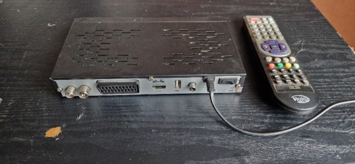 Zdjęcie oferty: Dekoder telewizji naziemnej DVB-T TechniSat Viola HDT1