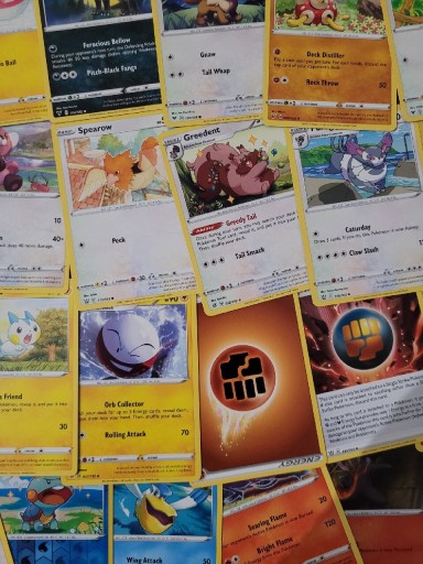 Zdjęcie oferty:  Zestaw 30 Losowych Kart Pokemon TCG