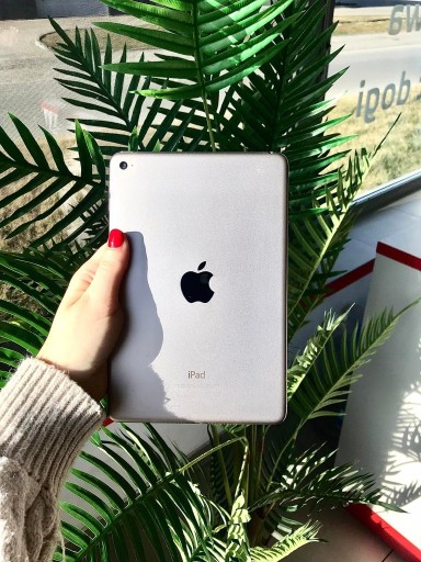 Zdjęcie oferty: iPad mini 4 model MK9N2FD/A pojemność 128GB