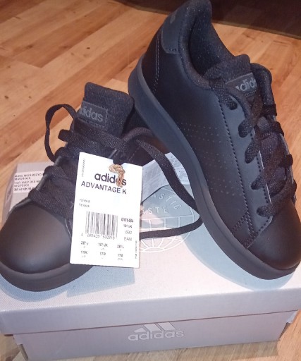 Zdjęcie oferty: Nowe buty Adidas dla chłopca