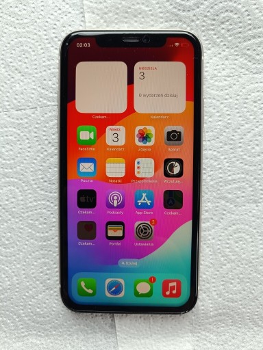 Zdjęcie oferty: Smartfon Apple iPhone 11 4 GB / 64 GB 4G biały