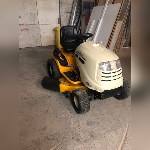 Zdjęcie oferty: Traktor kosiarka Cub Cadet super stan