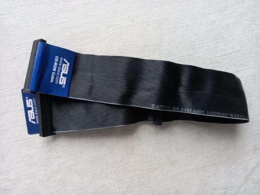 Zdjęcie oferty: Taśma do dysków HDD i CD-ROM 