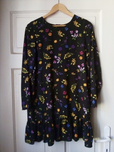 Zdjęcie oferty: sukienka Zara TRF w kwiaty floral vintage M