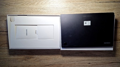 Zdjęcie oferty: Samsung Galaxy Tab A8 4/64 GB. SM-X 205