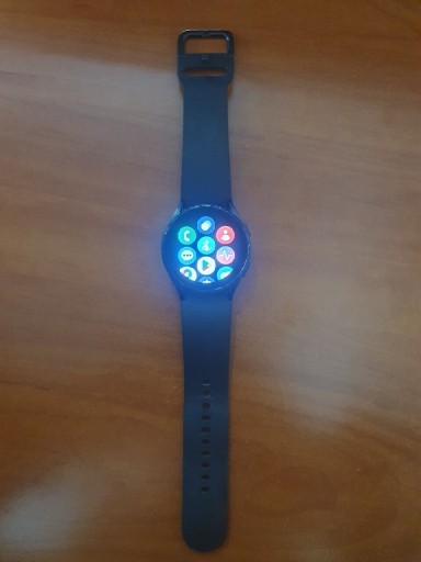 Zdjęcie oferty: Smartwatch samsung galaxy watch 4 40mm czarny