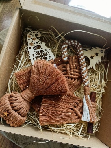 Zdjęcie oferty: Świąteczny box ozdoby świąteczne hand made makrama