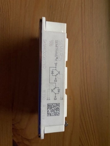 Zdjęcie oferty: tranzystor SKM400GB176D