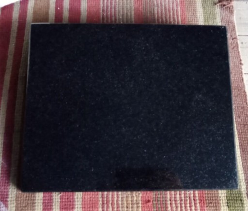 Zdjęcie oferty: Płytka granitowa na nagrobek 30x25cm tabliczka 