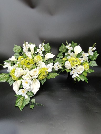 Zdjęcie oferty: Komplet, kompozycja kwiatowa z bukietem na grób.