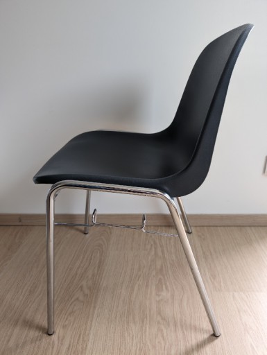 Zdjęcie oferty: Krzesło konferencyjne szare z chromowanymi nogami