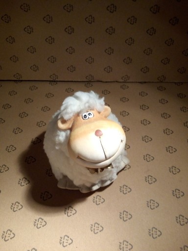 Zdjęcie oferty: figurka owcy owca owieczki - około 12cm