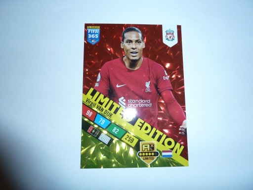 Zdjęcie oferty: PANINI FIFA 365 2023  LIMITED  VAN DIJK duża