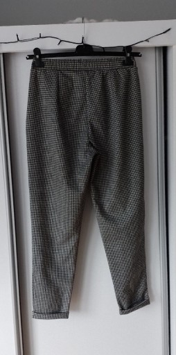 Zdjęcie oferty: Eleganckie spodnie damskie Reserved rozm.S