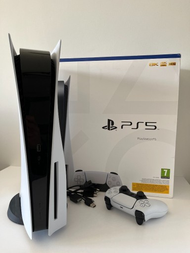 Zdjęcie oferty: PlayStation 5 wersja 1216-A z napędem, gwarancja!