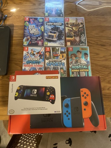 Zdjęcie oferty: Nintendo Switch+gry+HORI pad + 3 miesiące Nintendo online