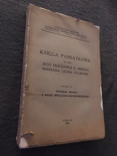 Zdjęcie oferty: Księga pamiątkowa ku czci  ekscelencji X Biskupa