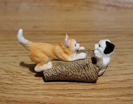 Zdjęcie oferty: Schleich bawiące się kotki figurka wycofana 2011