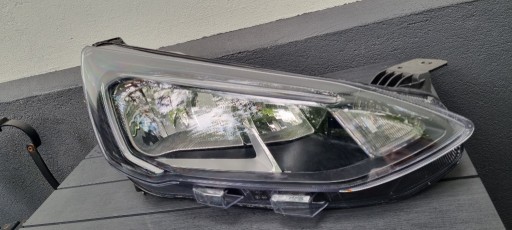 Zdjęcie oferty: Lampa przód Ford Focus mk4 JX7B-13W029-CE