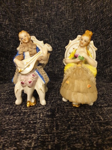 Zdjęcie oferty: Figurki Porcelanowe chłopiec i dziewczyna