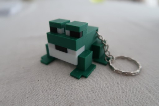 Zdjęcie oferty: Brelok Żabka 3D – styl voxel / klockowy / piksel-art – 60 mm