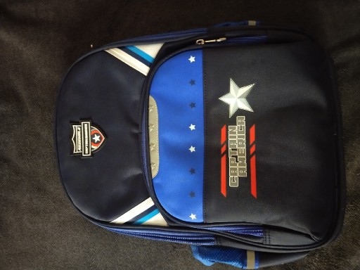 Zdjęcie oferty: Plecak trzykomorowy Capitan America USA solidny