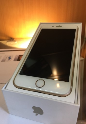 Zdjęcie oferty: Smartfon Apple iPhone 6S. 64GB złoty