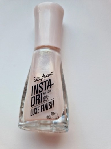 Zdjęcie oferty: perłowy sally hansen lakier Insta dri 61 silk is