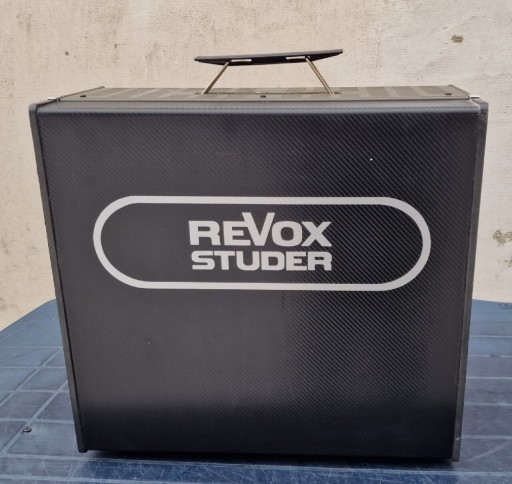 Zdjęcie oferty: Revox a700 sprawny + pokrywa