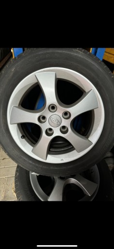 Zdjęcie oferty: Oryginalne koła do Kia R16 z oponami Michelin