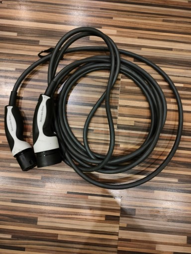 Zdjęcie oferty: A0005833001 ORYG KABEL ŁADOWANIA MERCEDES EQC 