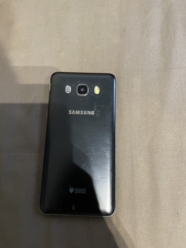 Zdjęcie oferty: Samsung galaxy j5 dzialajacy