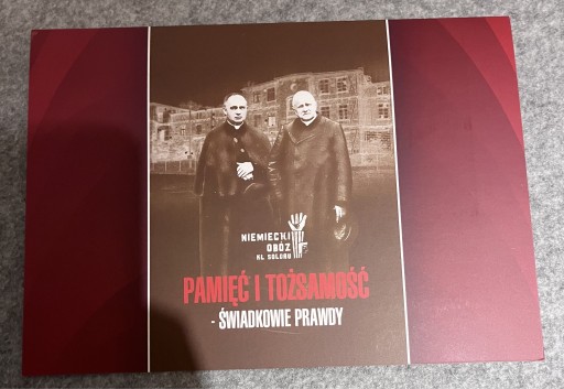 Zdjęcie oferty: Folder-Pamięć i Tożsamość 