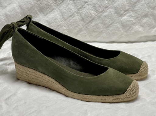 Zdjęcie oferty: Tory Burch zamszowe espadryle r. 40