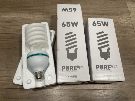 Zdjęcie oferty: Dwie żarówki CineGEN Purelight 65w