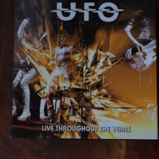 Zdjęcie oferty: UFO: LIVE THROUGHOUT THE YEARS 4CD