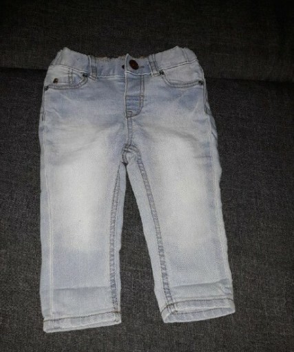 Zdjęcie oferty: Spodnie jeans chłopięce